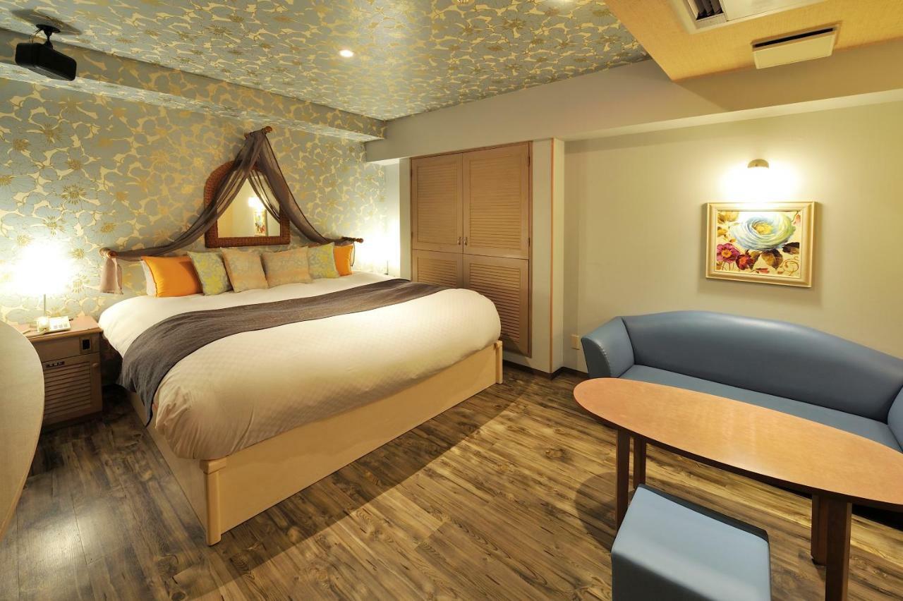 Fukuoka Chapel Coconuts Hotel Ipolani Eksteriør bilde